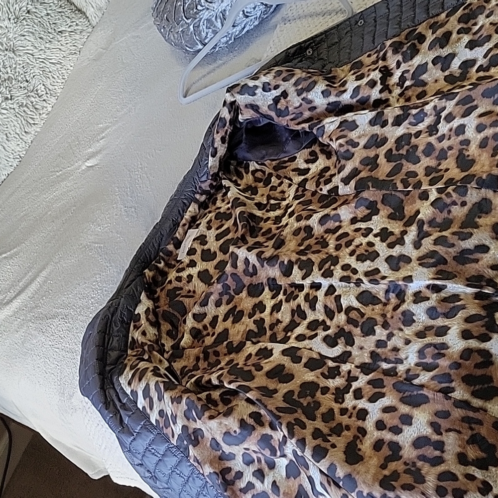 Quilted Blazer - Picture 8 of 8